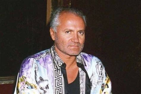 di cosa si occupa versace|gianni versace personal life.